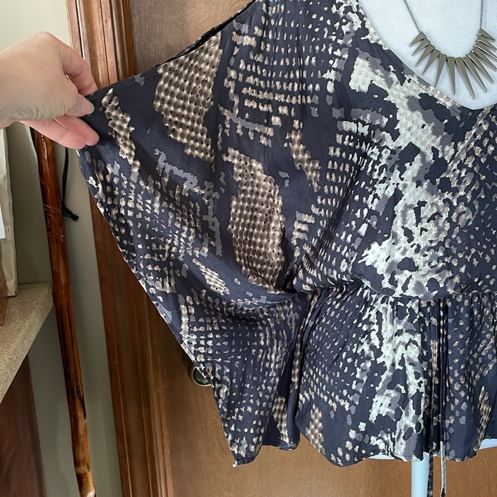 Python Print Batwing Blouse by Express - Picture 7 of 16